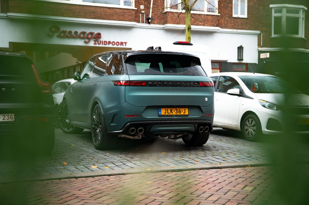 Range Rover Sport SV 2024