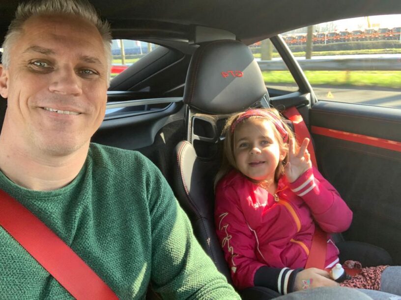 ethiek deur Vruchtbaar 11-jarige bestuurt auto in Rijswijk, politie bekeurt vader - Autoblog.nl
