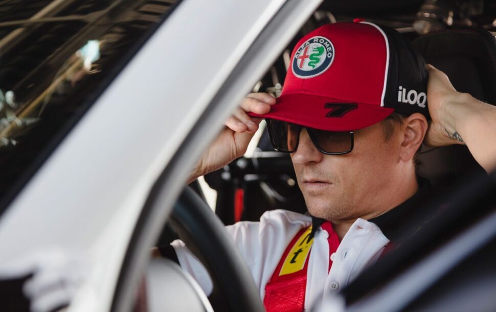 Kimi Räikkönen zal ook in 2021 voor Alfa Romeo rijden