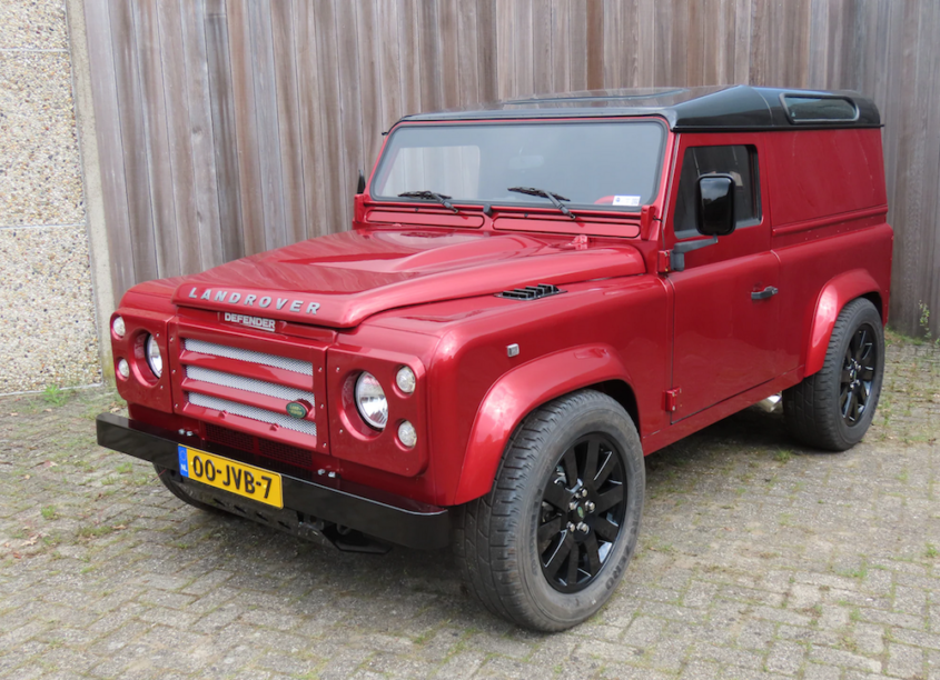 Stratford on Avon Yoghurt puzzel Te koop: Een verlaagde Land Rover Defender - Autoblog.nl