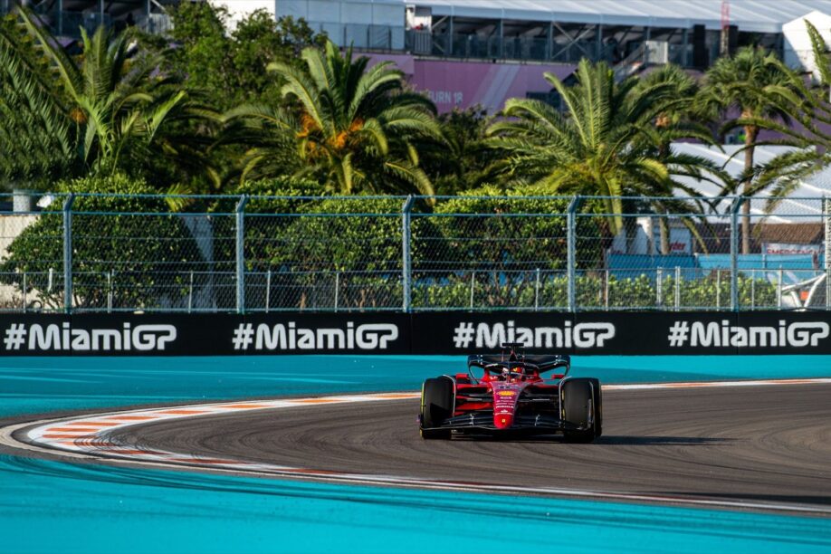 Uitslag GP Miami aangepast vanwege straf Alonso Autoblog.nl