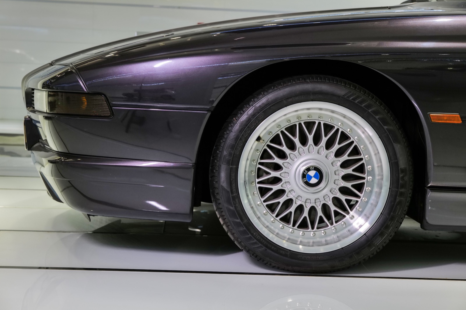 BMW 850 CSI prototype