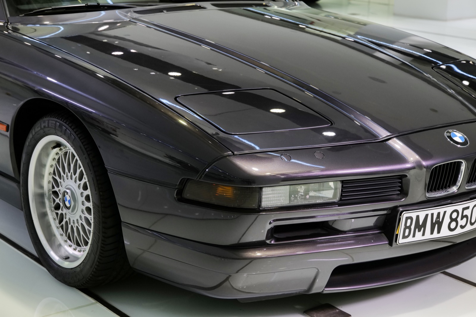 BMW 850 CSI prototype