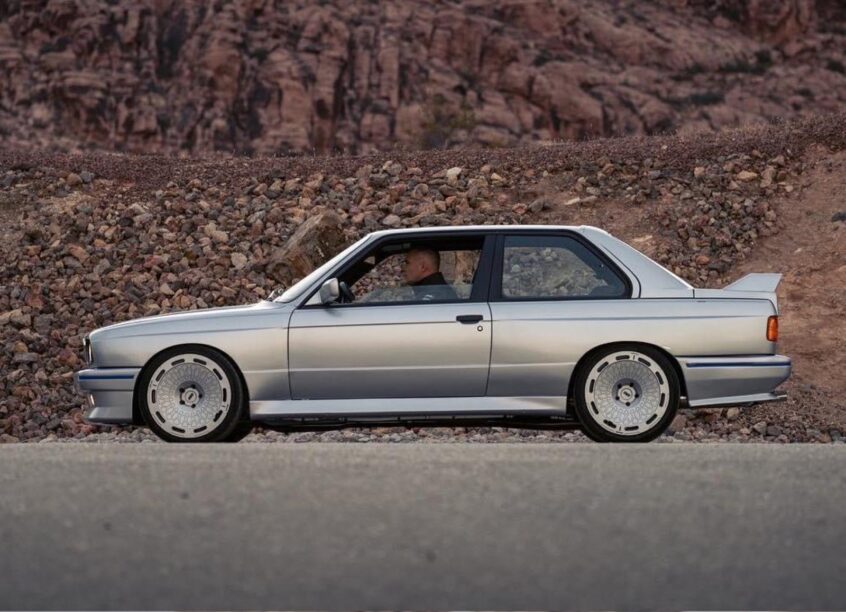 E30 M3 Restomod Has Naturally Aspirated V10 Pledge Times