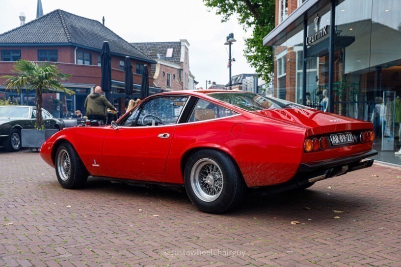 Ferrari 365 GTC/4