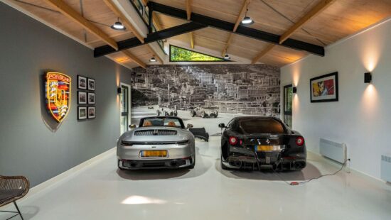 Villa in Gelderland met waanzinnige oprit en garage