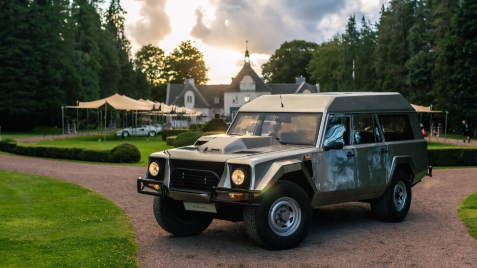 Lambo LM002 Wagon