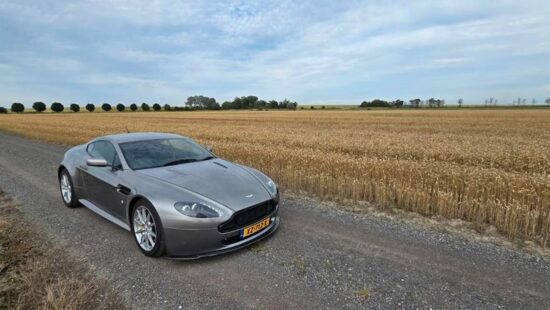 Aston Martin Vantage voor 25.000 euro op Marktplaats