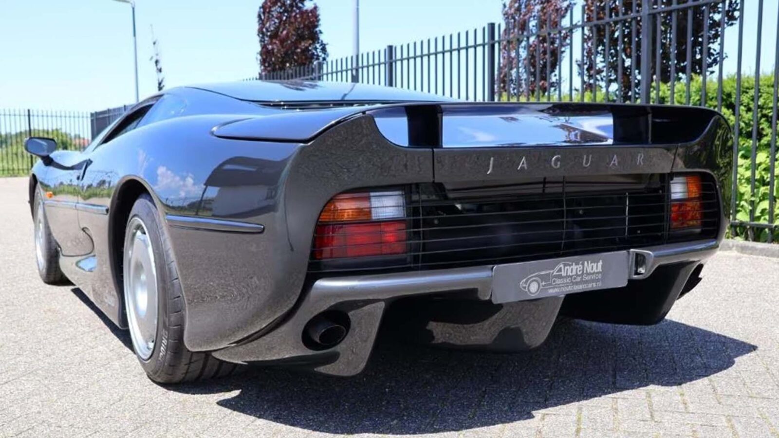 jaguar xj220 marktplaats