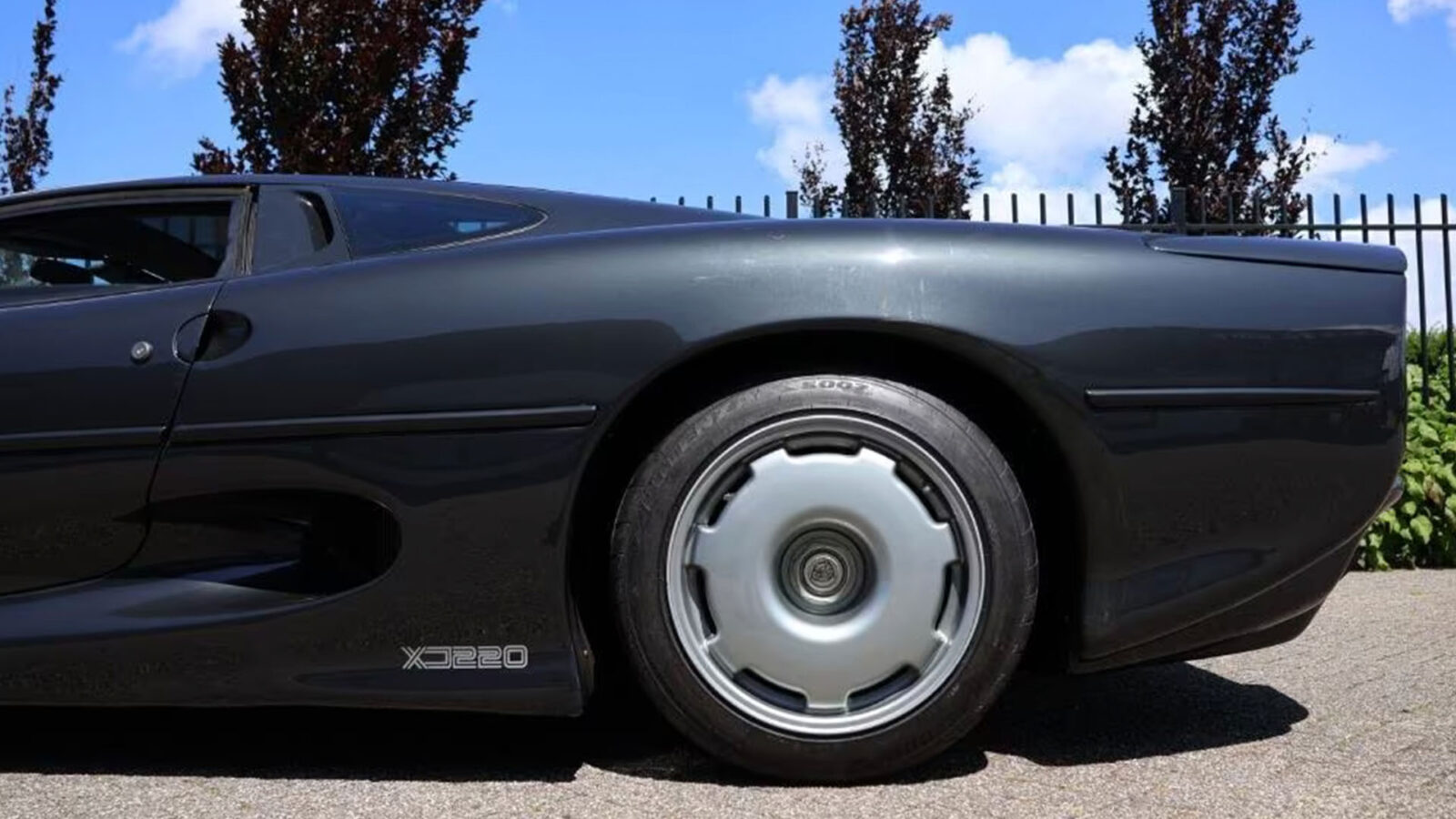 jaguar xj220 marktplaats